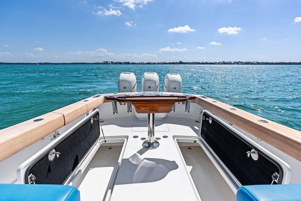 Release Boatworks-39 Walk Around 2022 -FL-US-9694868 | Thumbnail