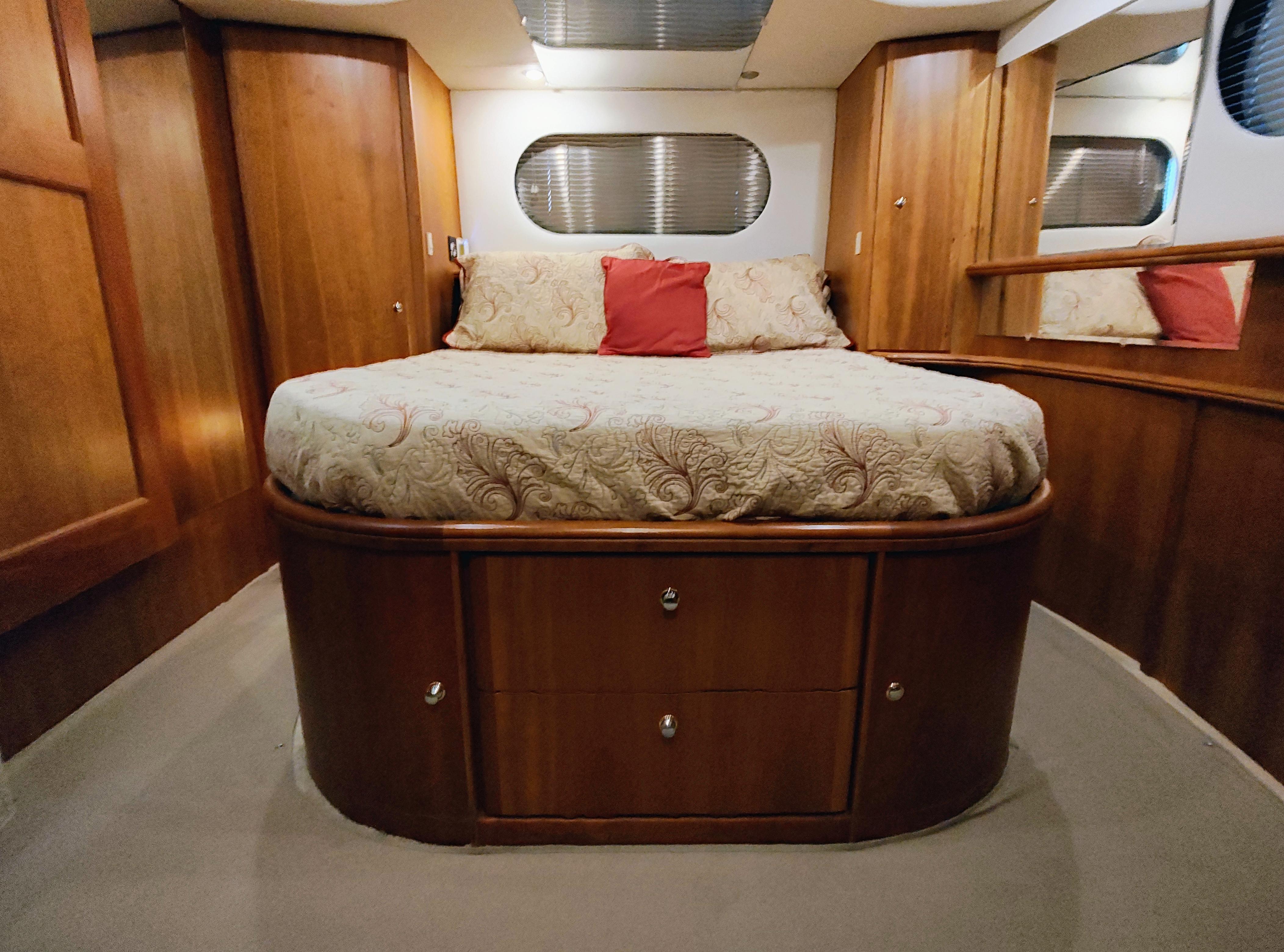 2002-silverton-43-motor-yacht-power-9814807-20250526222004141-1_XLARGE