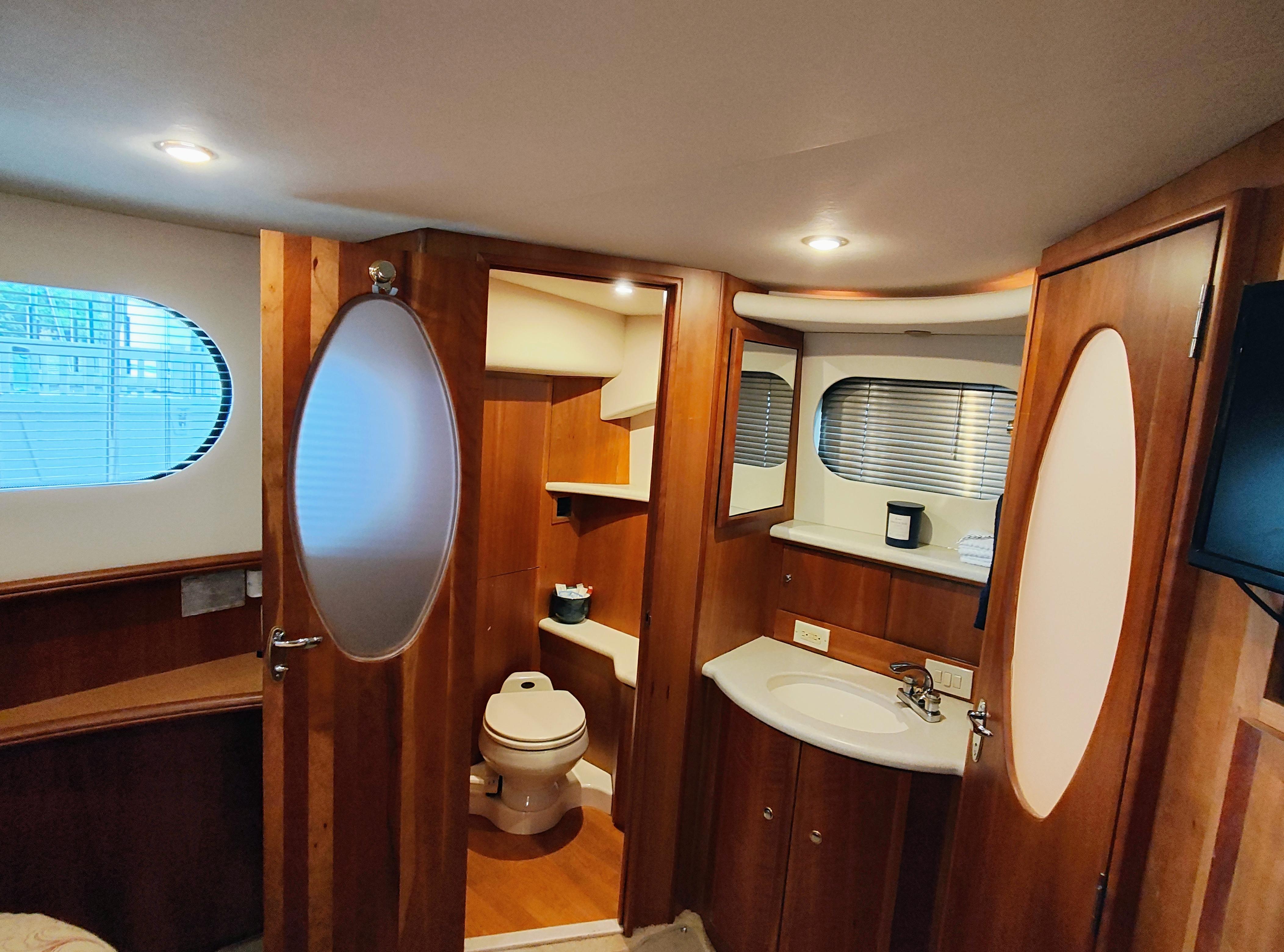 2002-silverton-43-motor-yacht-power-9814807-20250526222021790-1_XLARGE