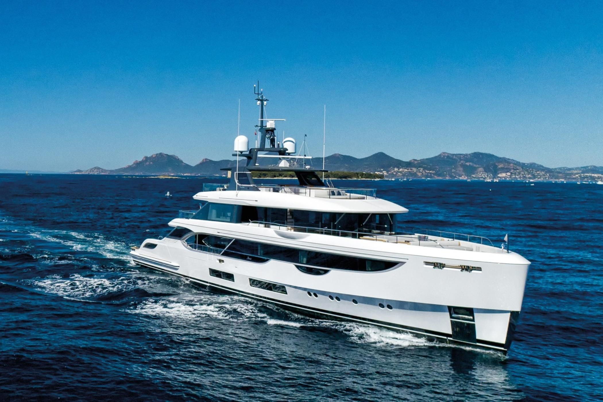 Azimut|Benetti SpA, Benetti Shipyard (Italy) Oasis 40M