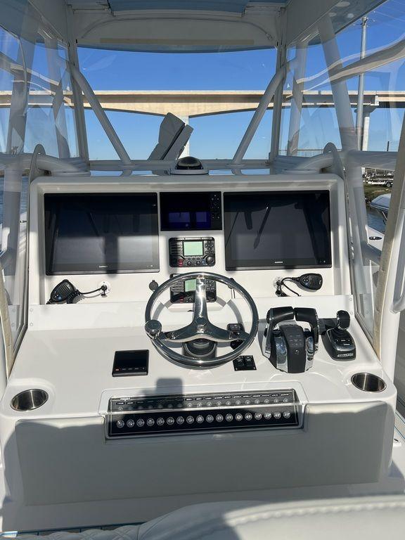 2021 Invincible 36' open fisherman