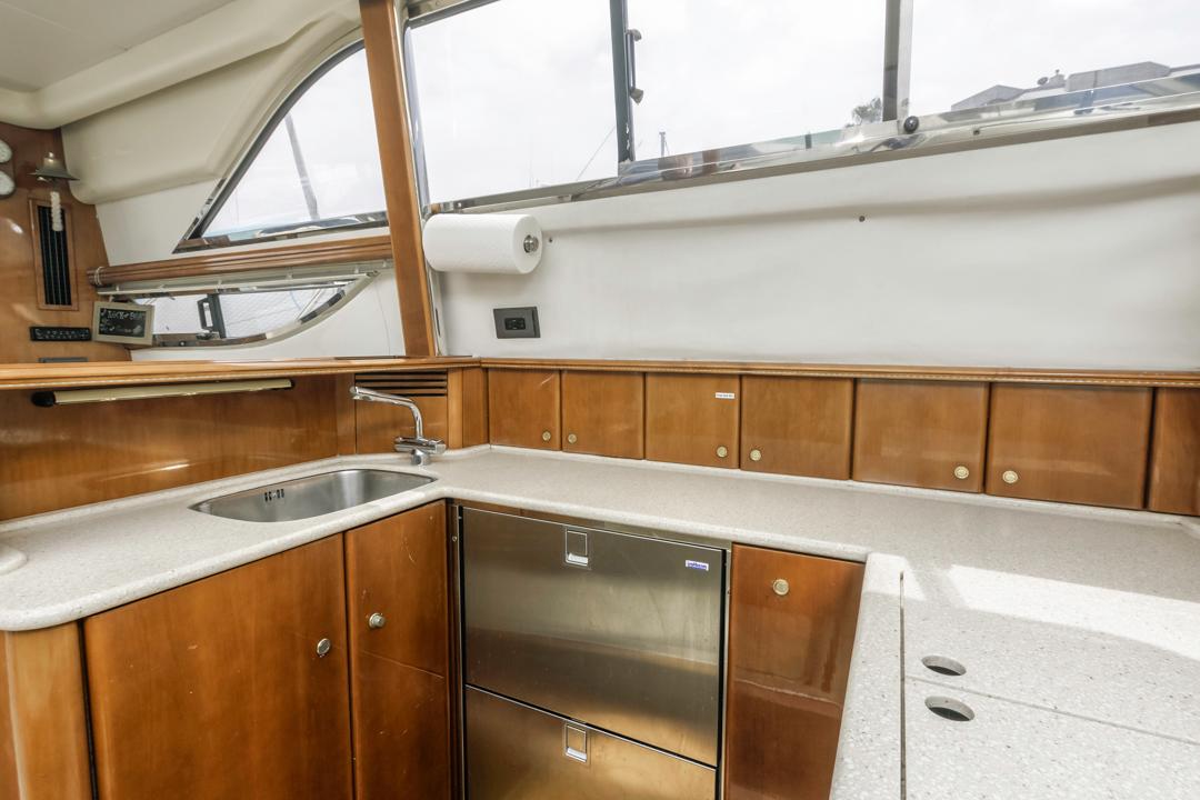 Viking-46 Flybridge Sport Cruiser 2000-Aloha US-9764874 | Thumbnail
