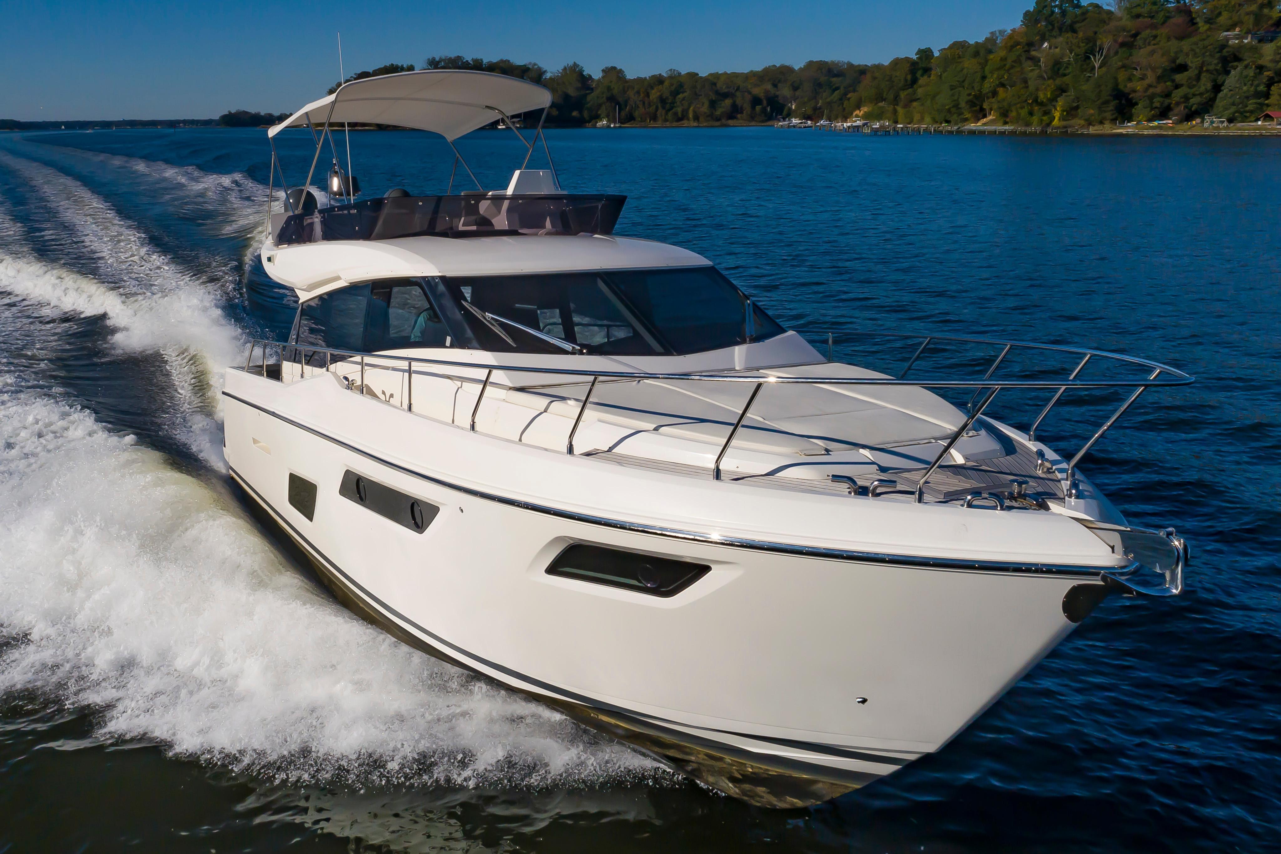 2017 Ferretti 450