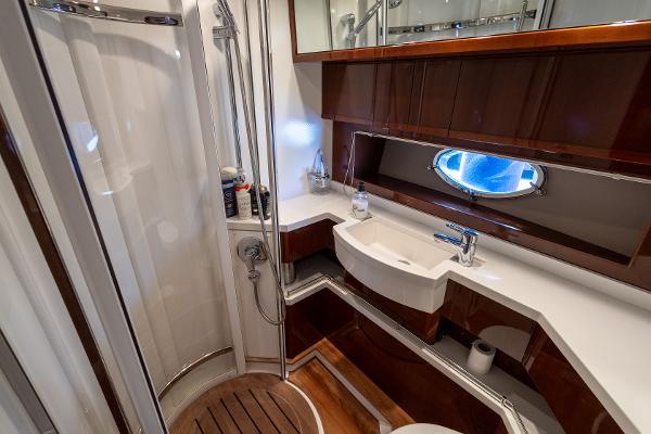 Princess Motor Yacht Sales - Used Princess V53
