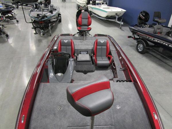 2021 Phoenix boat for sale, model of the boat is 819 Pro & Image # 18 of 52