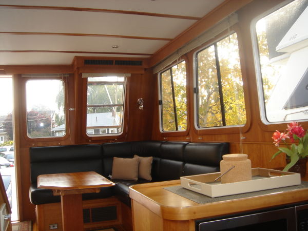 Salon Aft 1