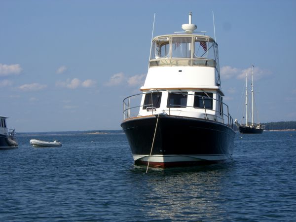 Sabre 36 Flybridge Sedan, on her mooring