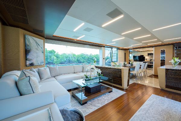 Ocean Alexander 90 Luna - Salon