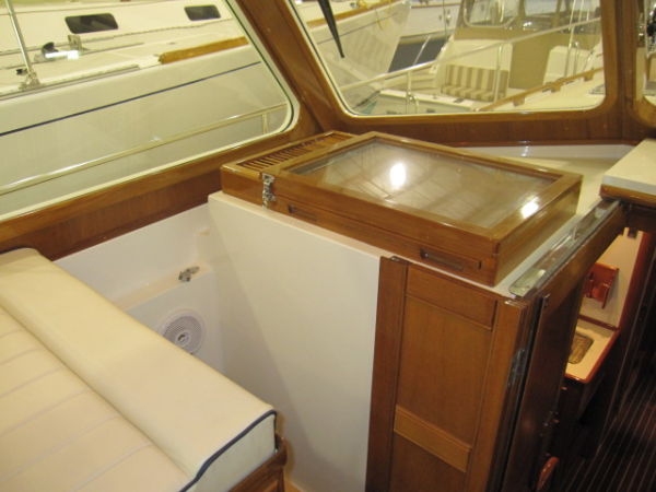 Chart table