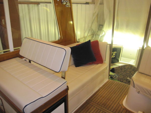 Helm double seat