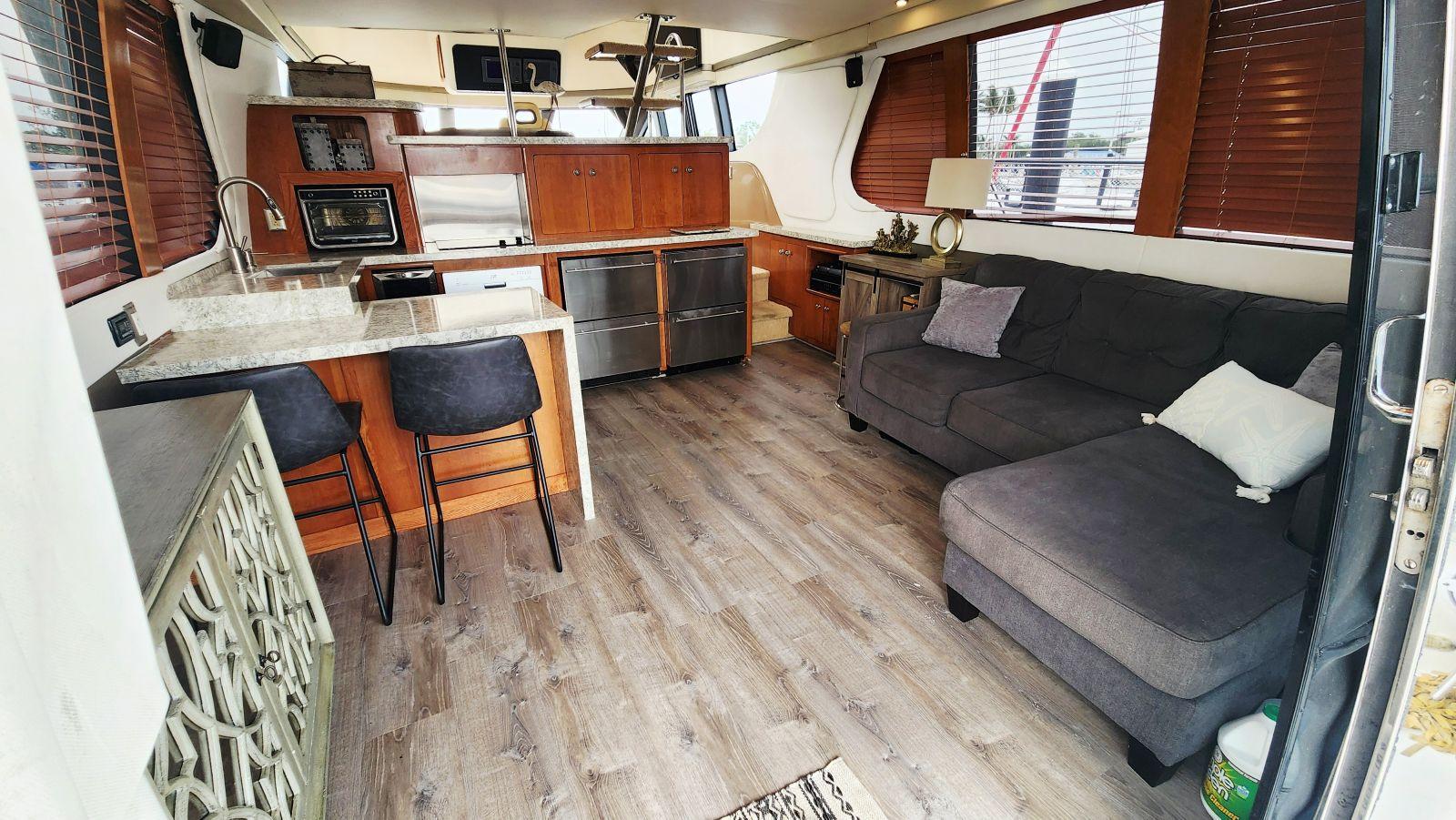 1999-carver-530-voyager-pilothouse-power-9814885-979489492-0-250520252140-5