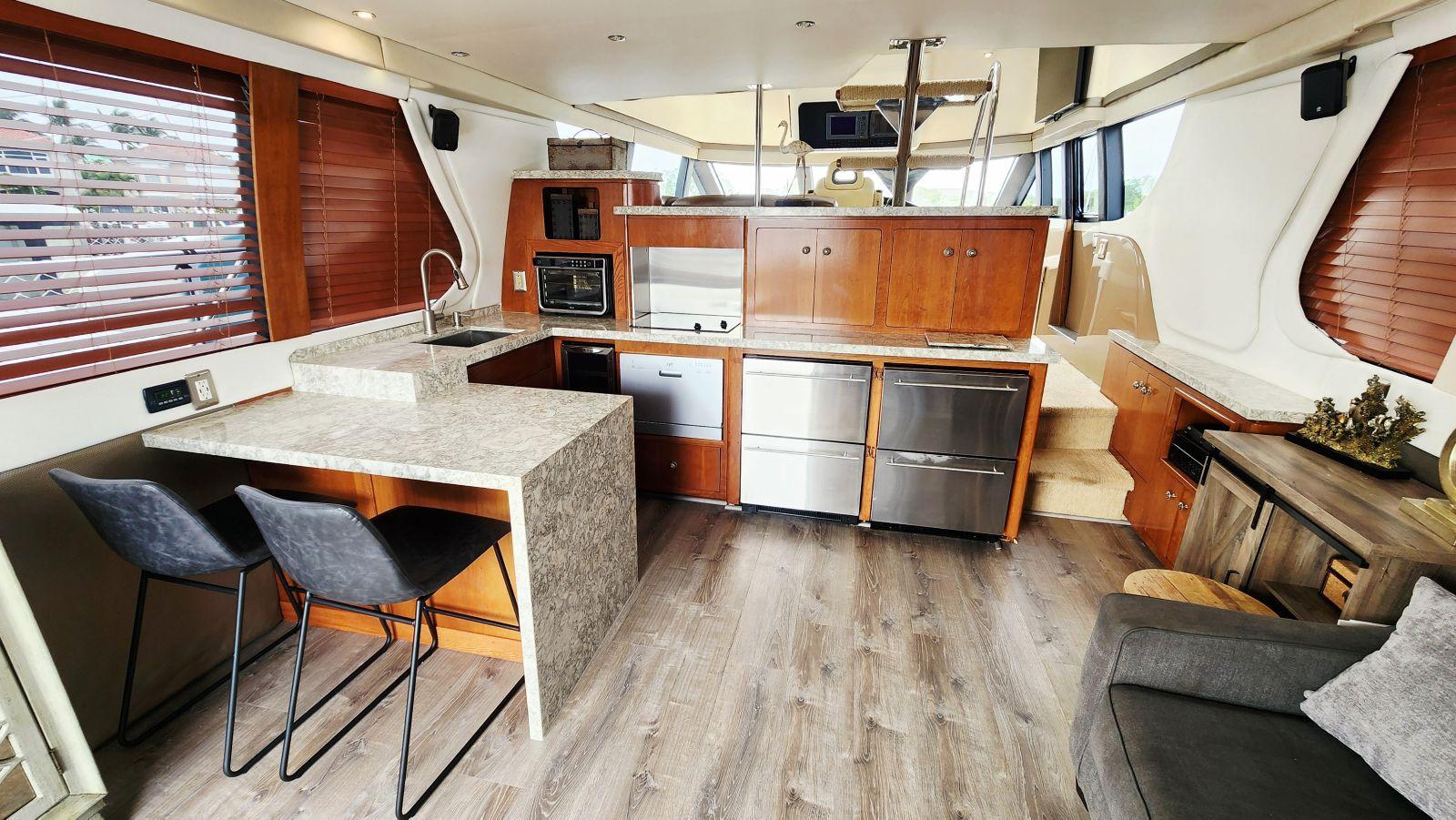 1999-carver-530-voyager-pilothouse-power-9814885-979489495-0-250520252140-8
