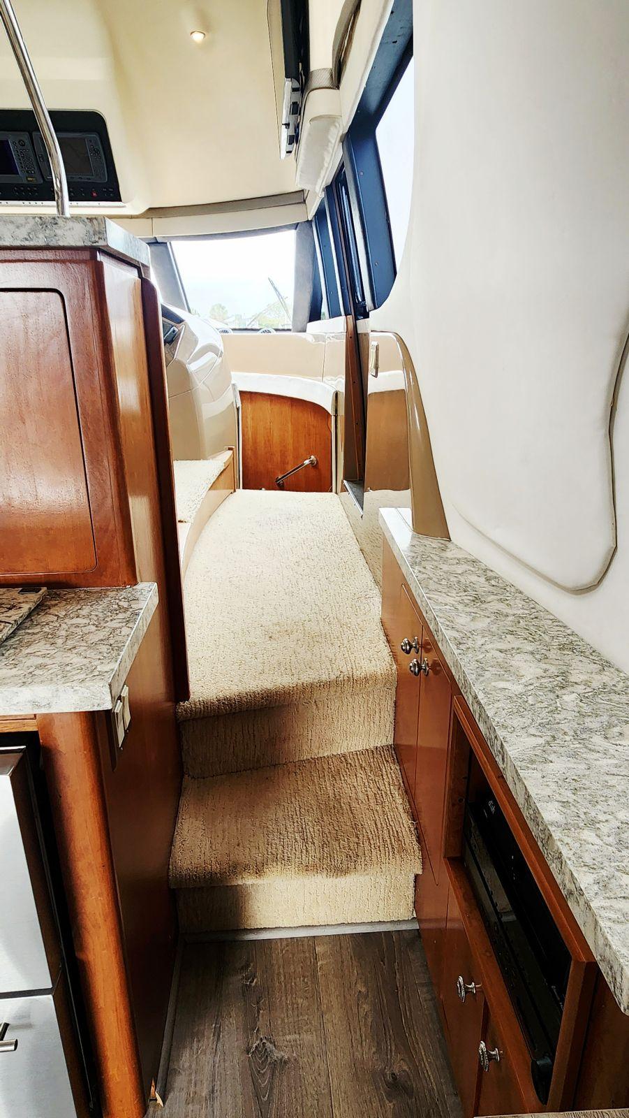 1999-carver-530-voyager-pilothouse-power-9814885-979489505-0-250520252140-18