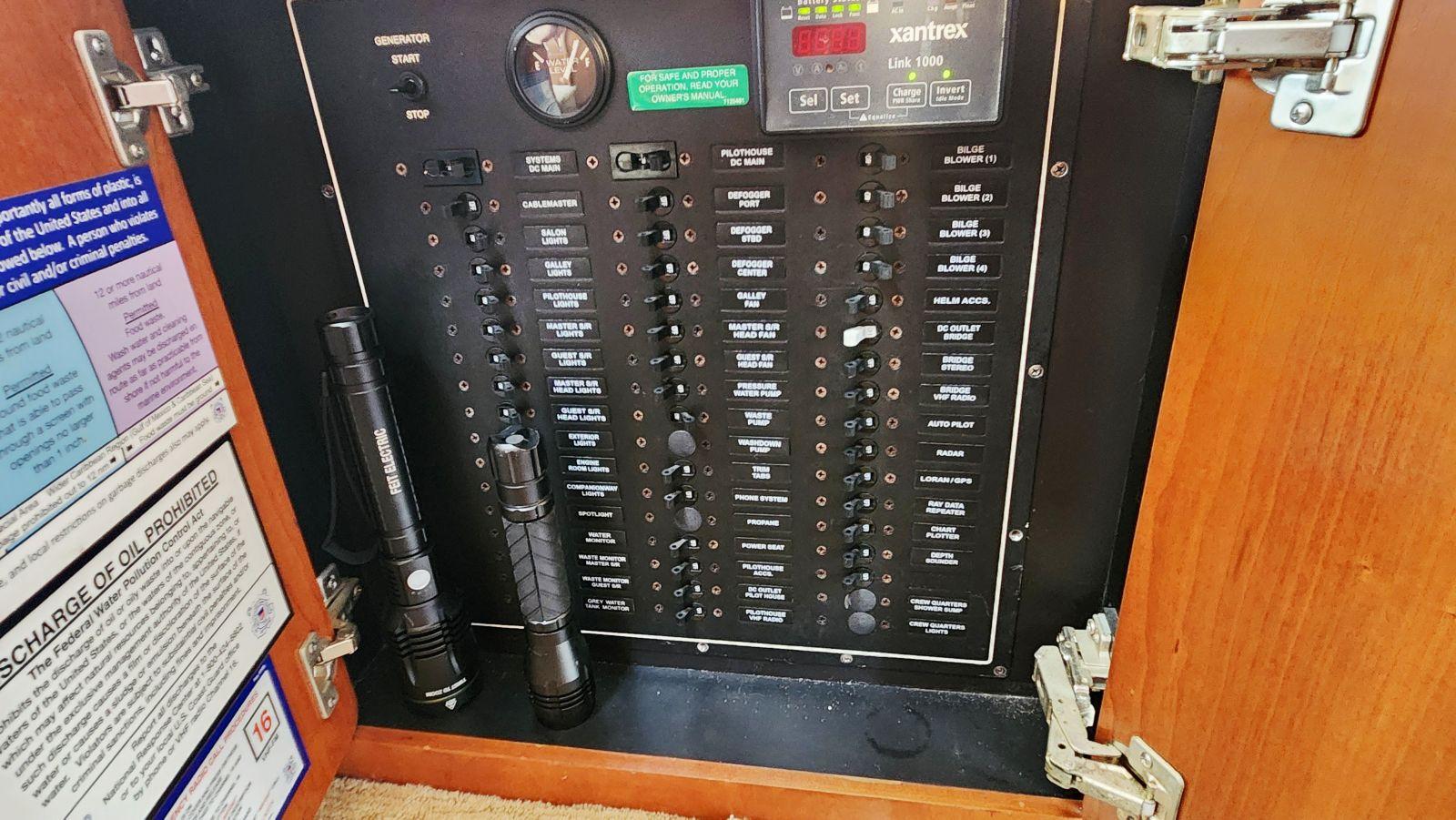 1999-carver-530-voyager-pilothouse-power-9814885-979489506-0-250520252140-19