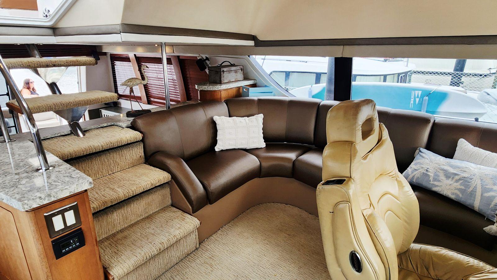 1999-carver-530-voyager-pilothouse-power-9814885-979489509-0-250520252140-22
