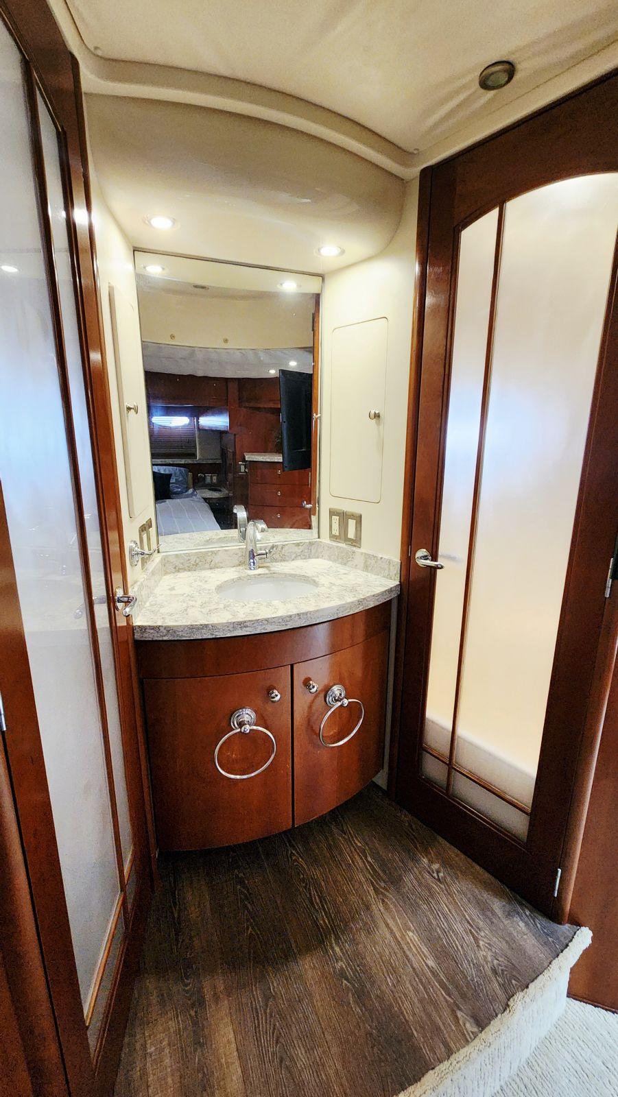 1999-carver-530-voyager-pilothouse-power-9814885-979489525-0-250520252140-38