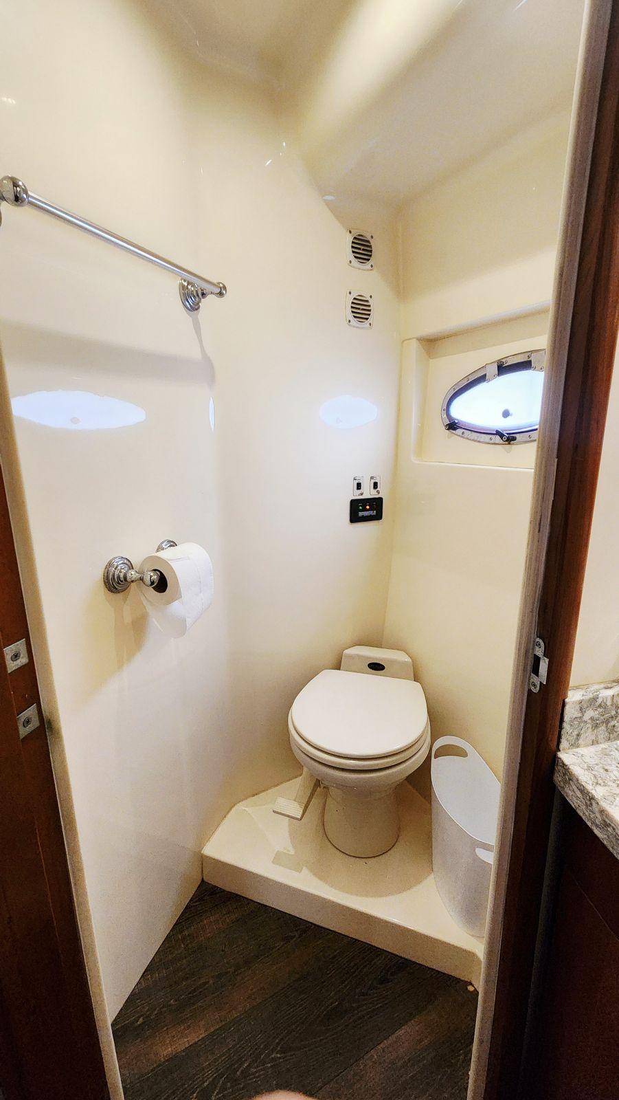 1999-carver-530-voyager-pilothouse-power-9814885-979489527-0-250520252140-40
