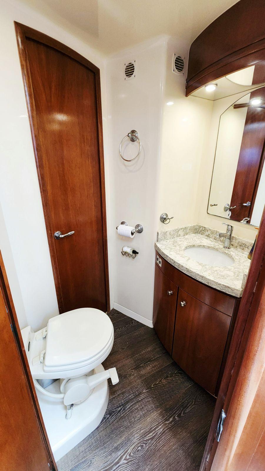 1999-carver-530-voyager-pilothouse-power-9814885-979489528-0-250520252140-41