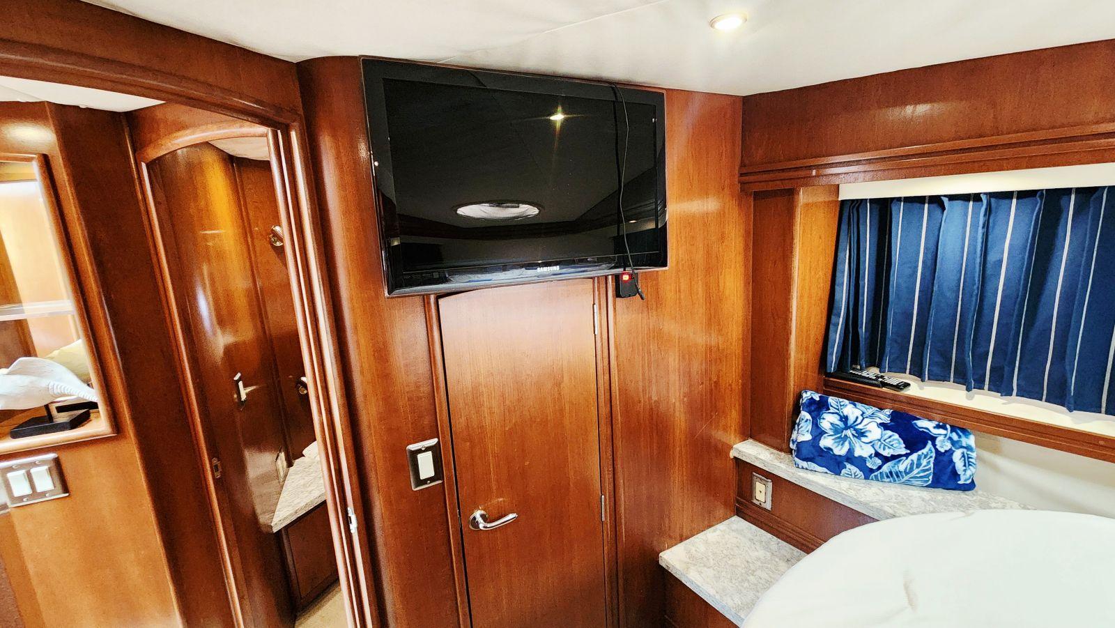 1999-carver-530-voyager-pilothouse-power-9814885-979489534-0-250520252140-47