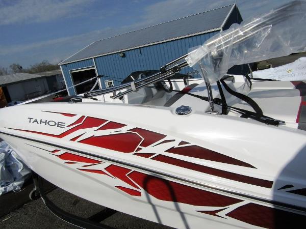 2022 Tahoe boat for sale, model of the boat is T16 & Image # 2 of 5
