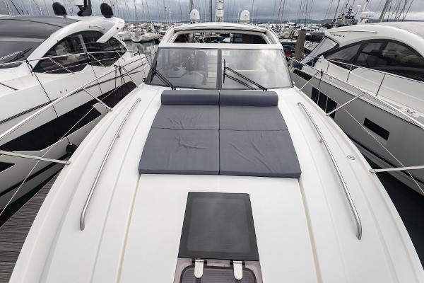 Princess Motor Yacht Sales - Used Princess Yachts V52