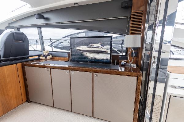 Princess Motor Yacht Sales - Used Princess Yachts V52