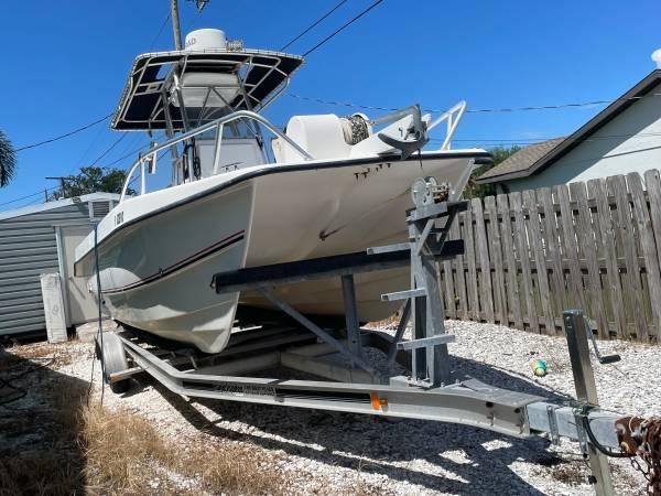 2005 Twin Vee 22 Ocean Classic