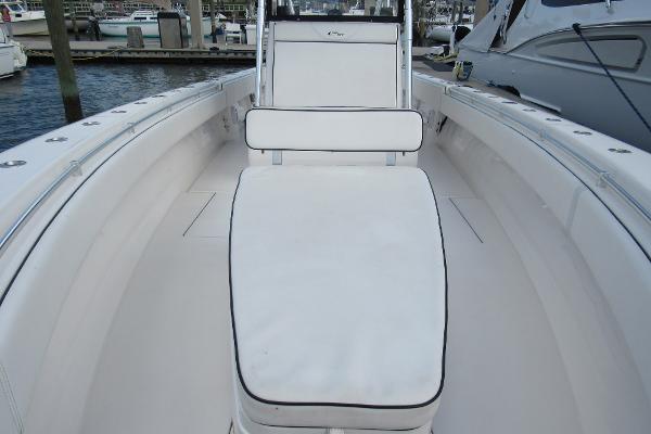 39' Contender, Listing Number 100913971, - Photo No. 9