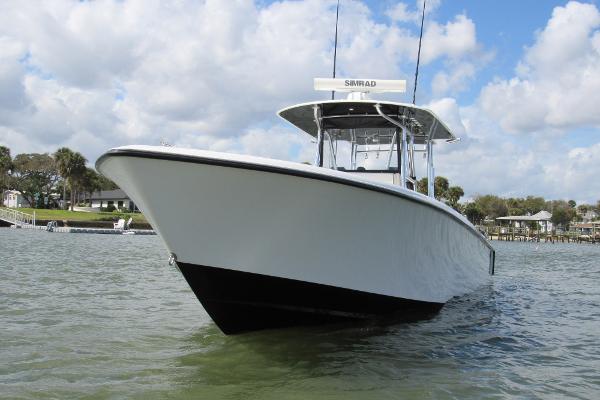 39' Contender, Listing Number 100913971, - Photo No. 7
