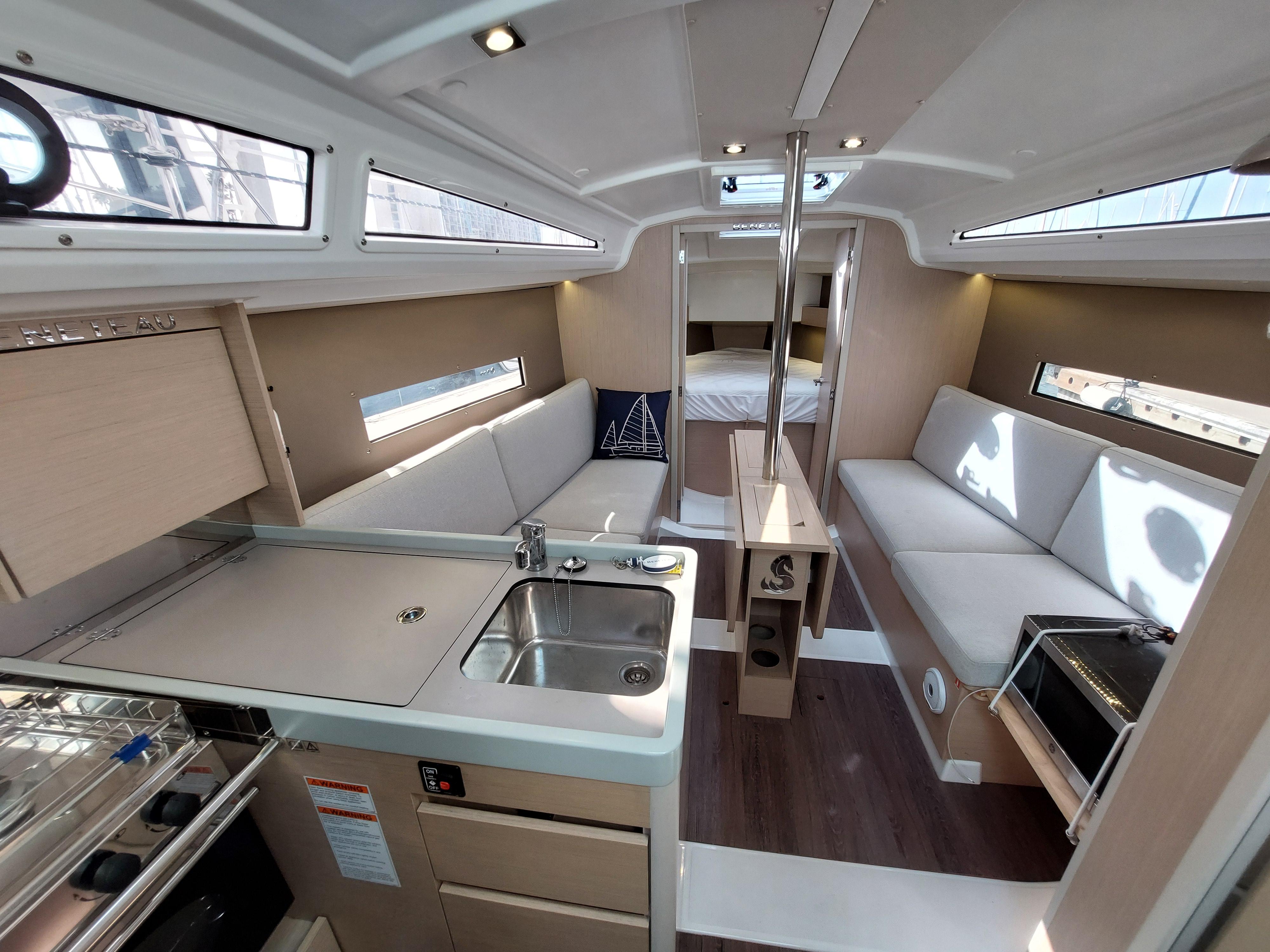 Yacht Photos Pics