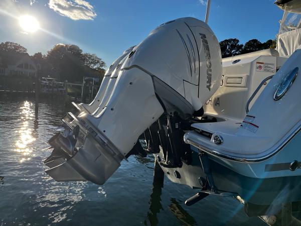 34' Boston Whaler, Listing Number 100894154, - Photo No. 14