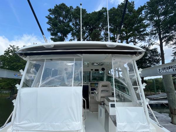 34' Boston Whaler, Listing Number 100894154, Image No. 16