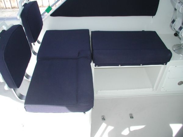 L-Settee