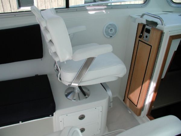 Mate Seat