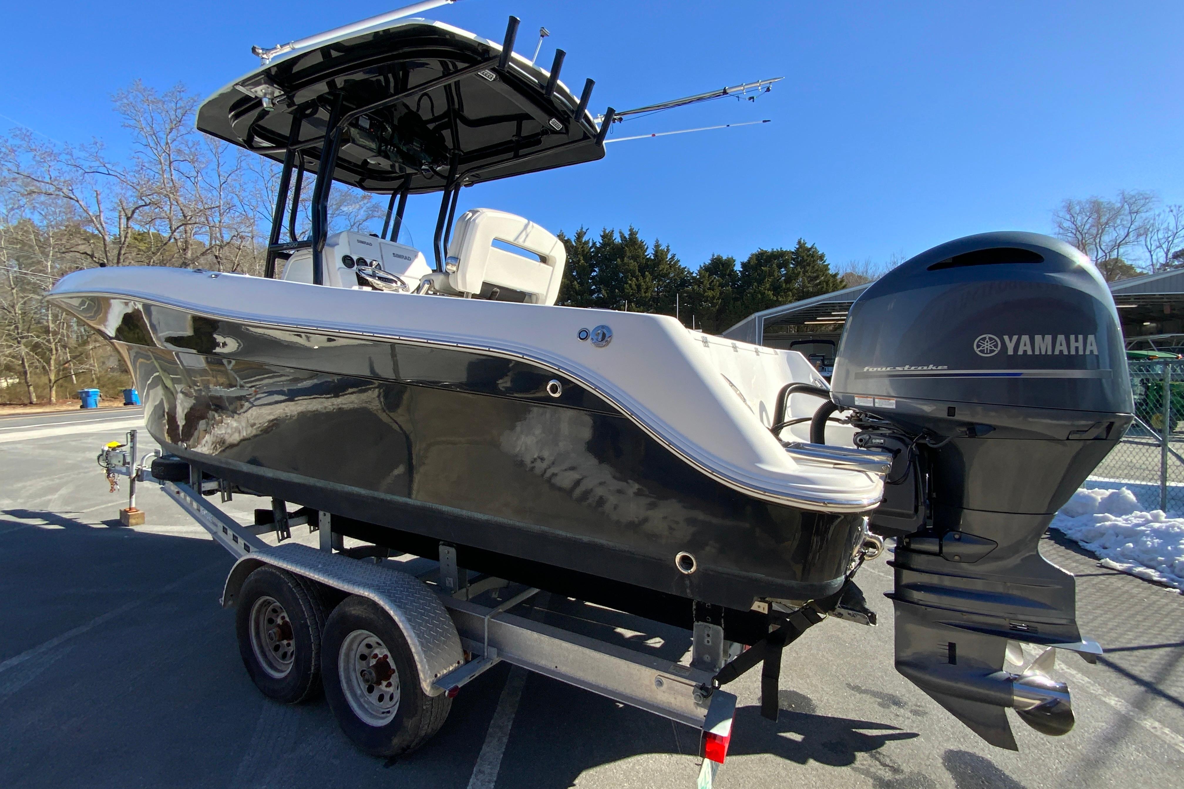 2020 Aquasport 2500 Center Console-7