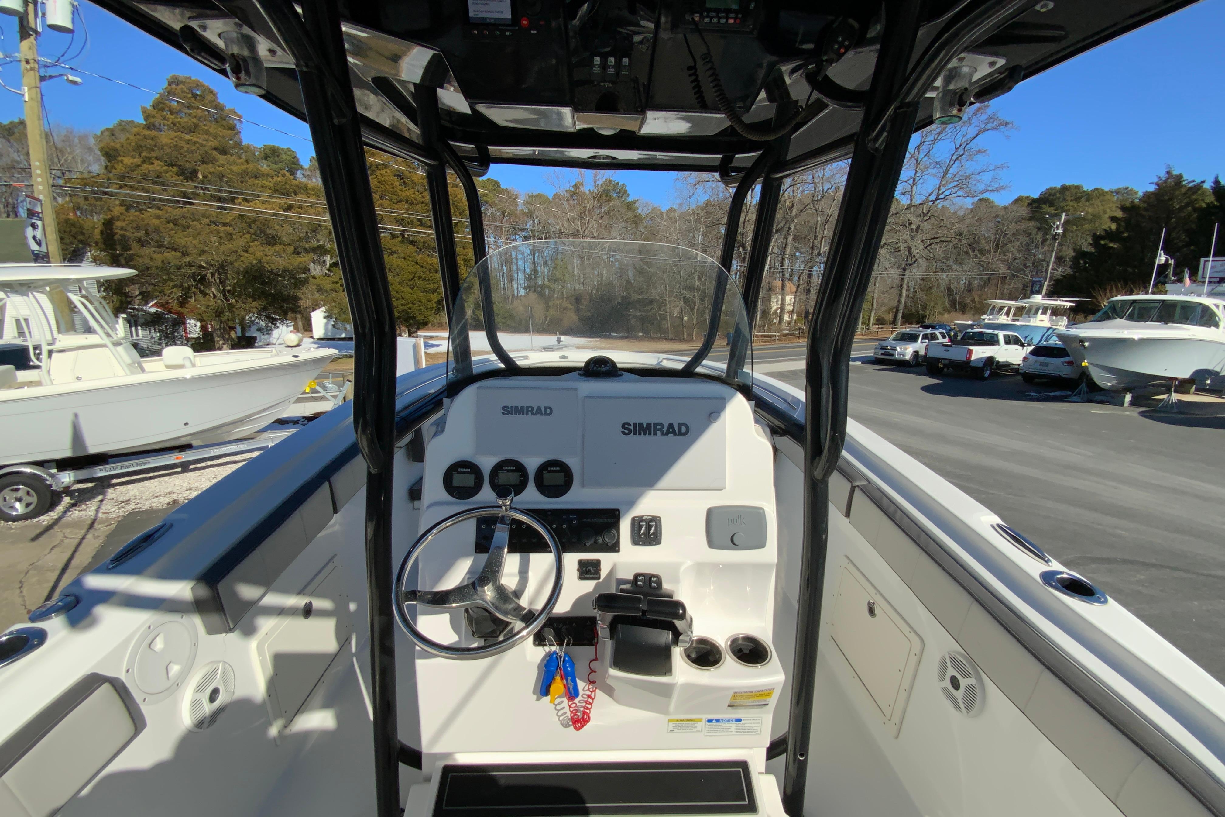 2020 Aquasport 2500 Center Console-11