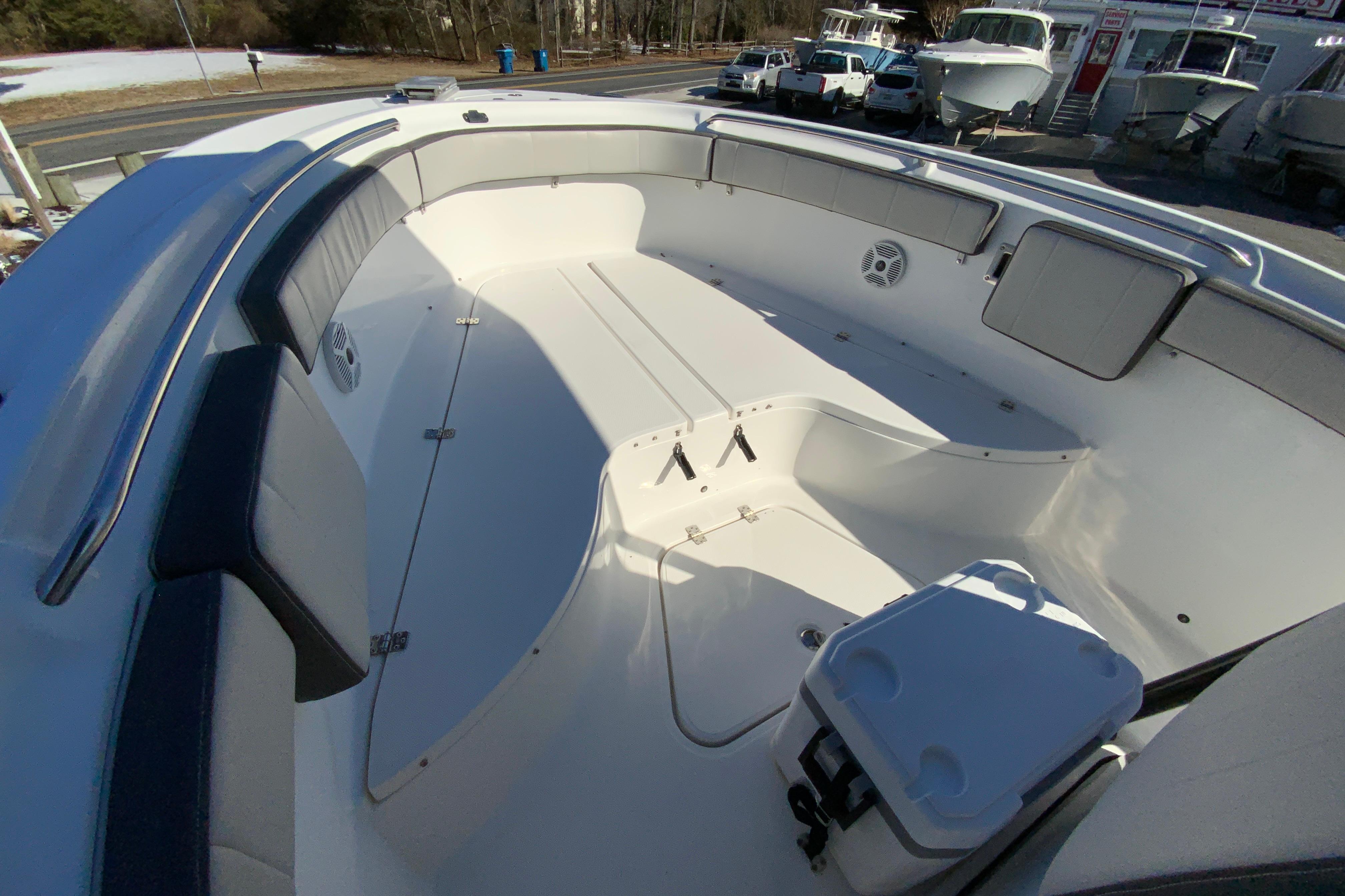 2020 Aquasport 2500 Center Console-29