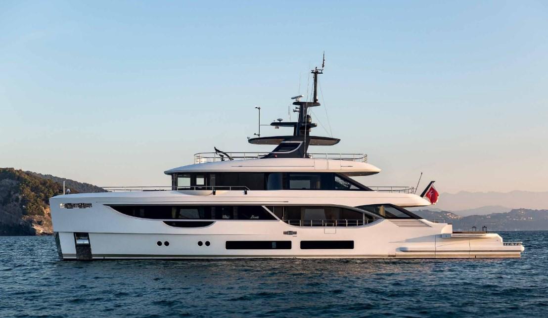 Benetti Oasis 34