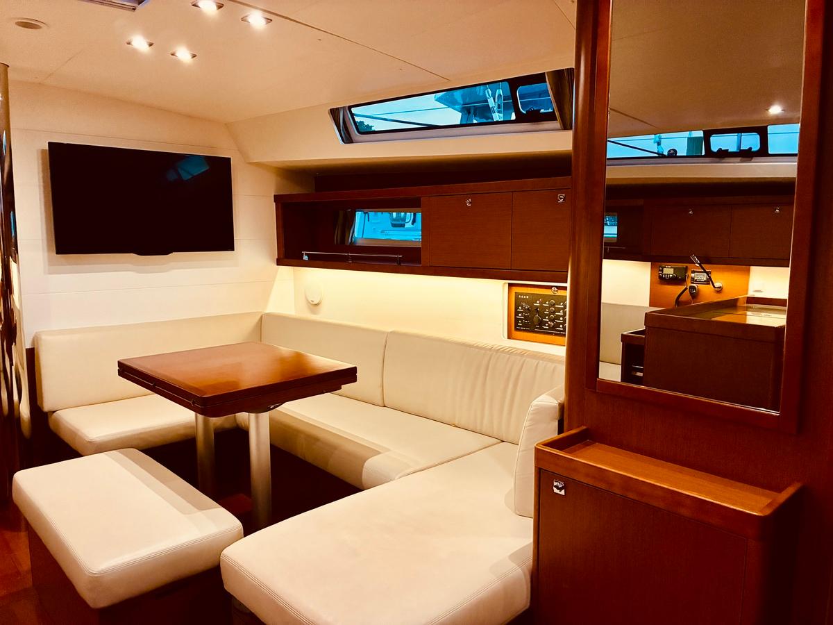 Yacht Photos Pics