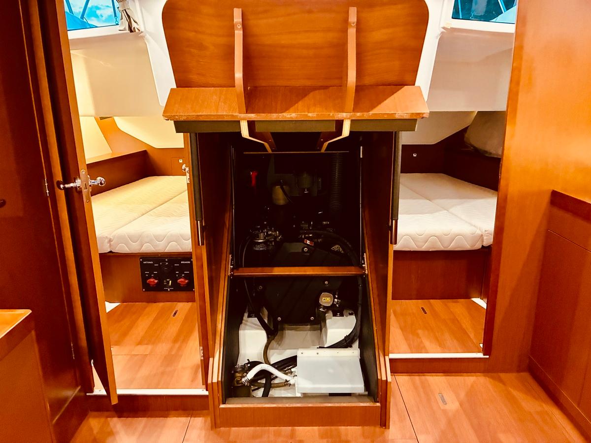 Yacht Photos Pics