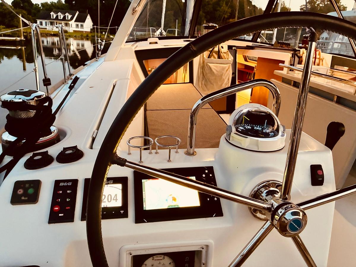 Yacht Photos Pics