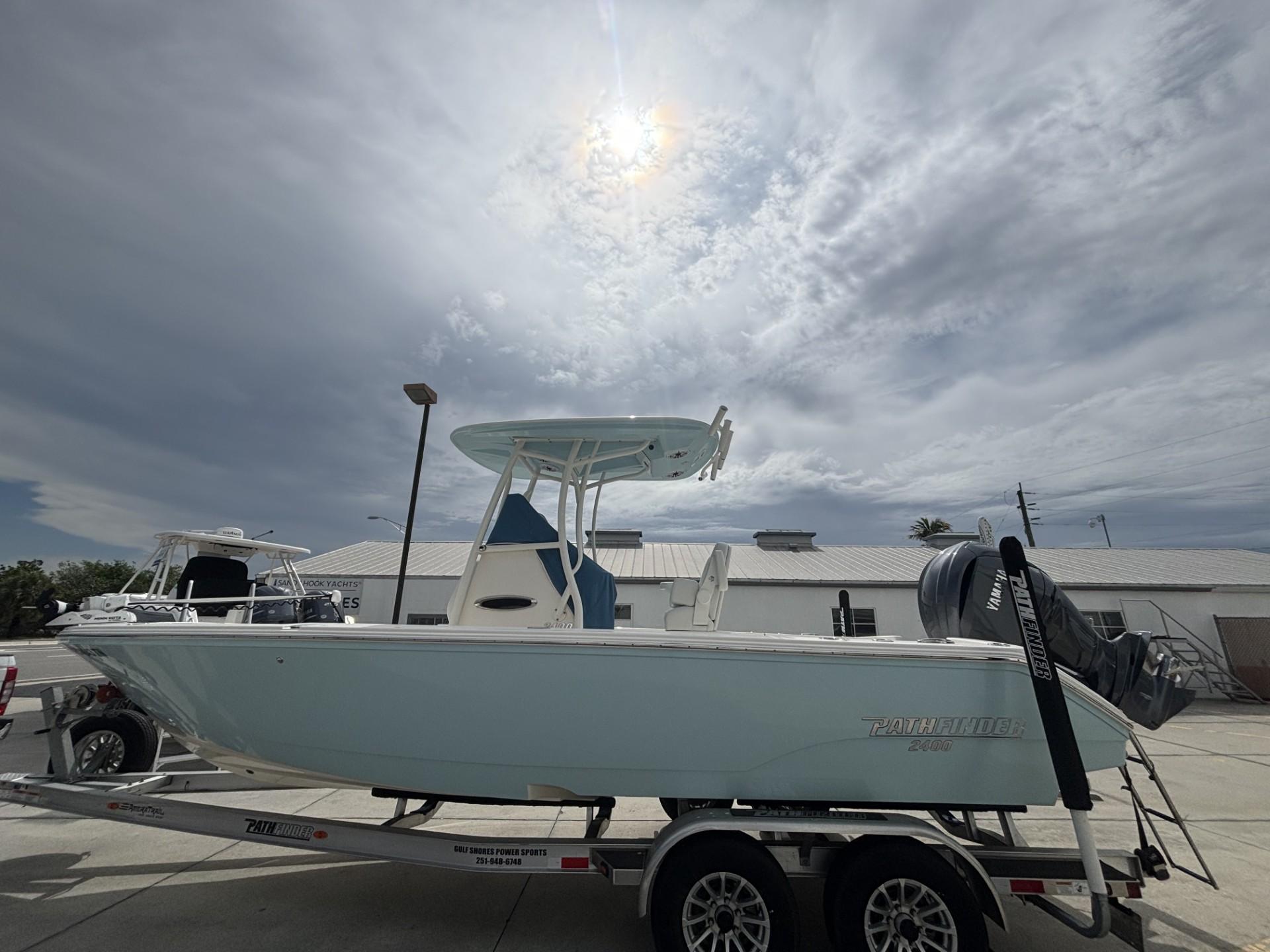 2023-pathfinder-2400-trs-power-9824936-20250603081544176-1_XLARGE