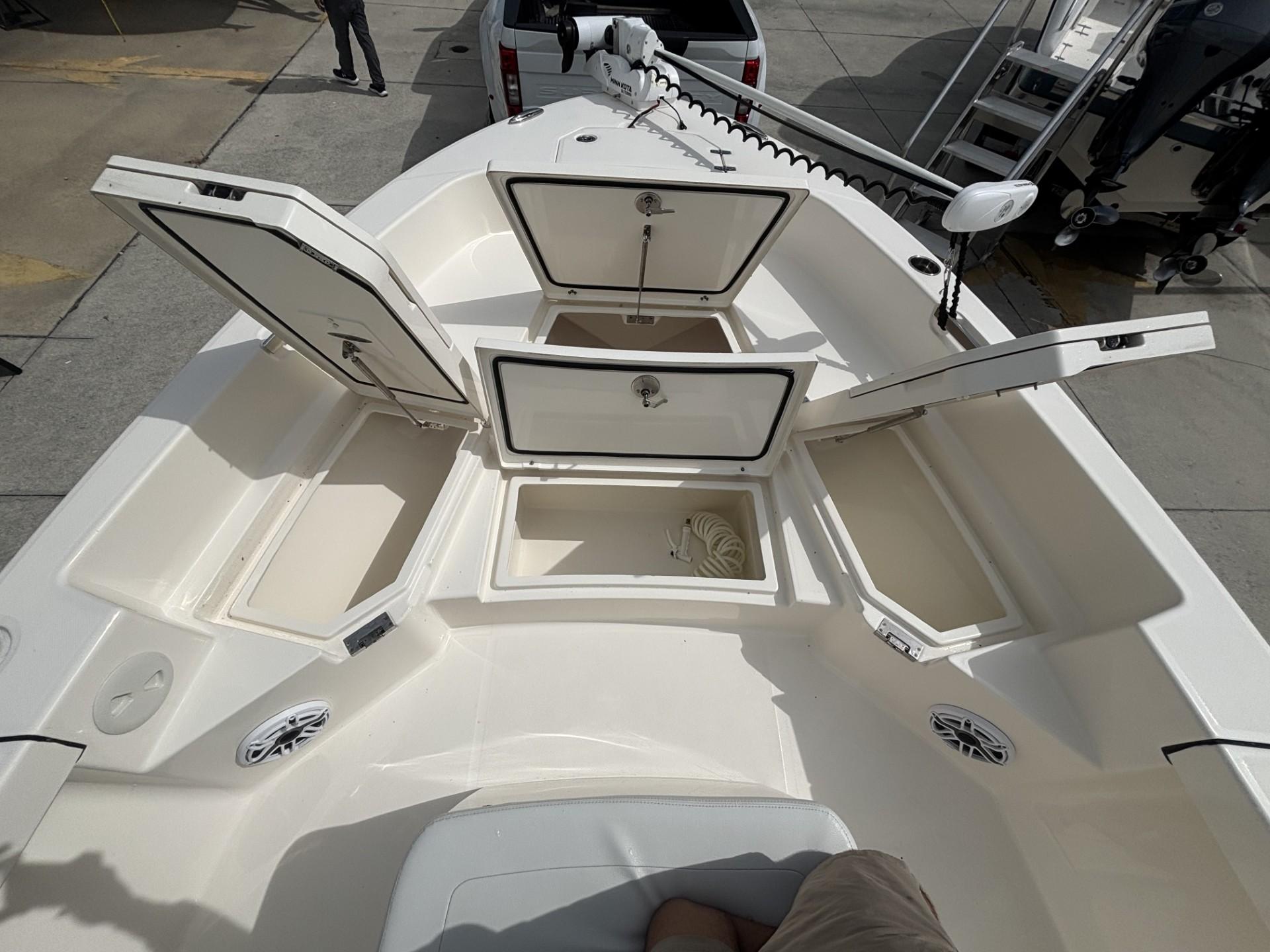 2023-pathfinder-2400-trs-power-9824936-20250603081546236-1_XLARGE