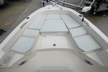 2023-pathfinder-2400-trs-power-9824936-20250603081832644-1_XLARGE