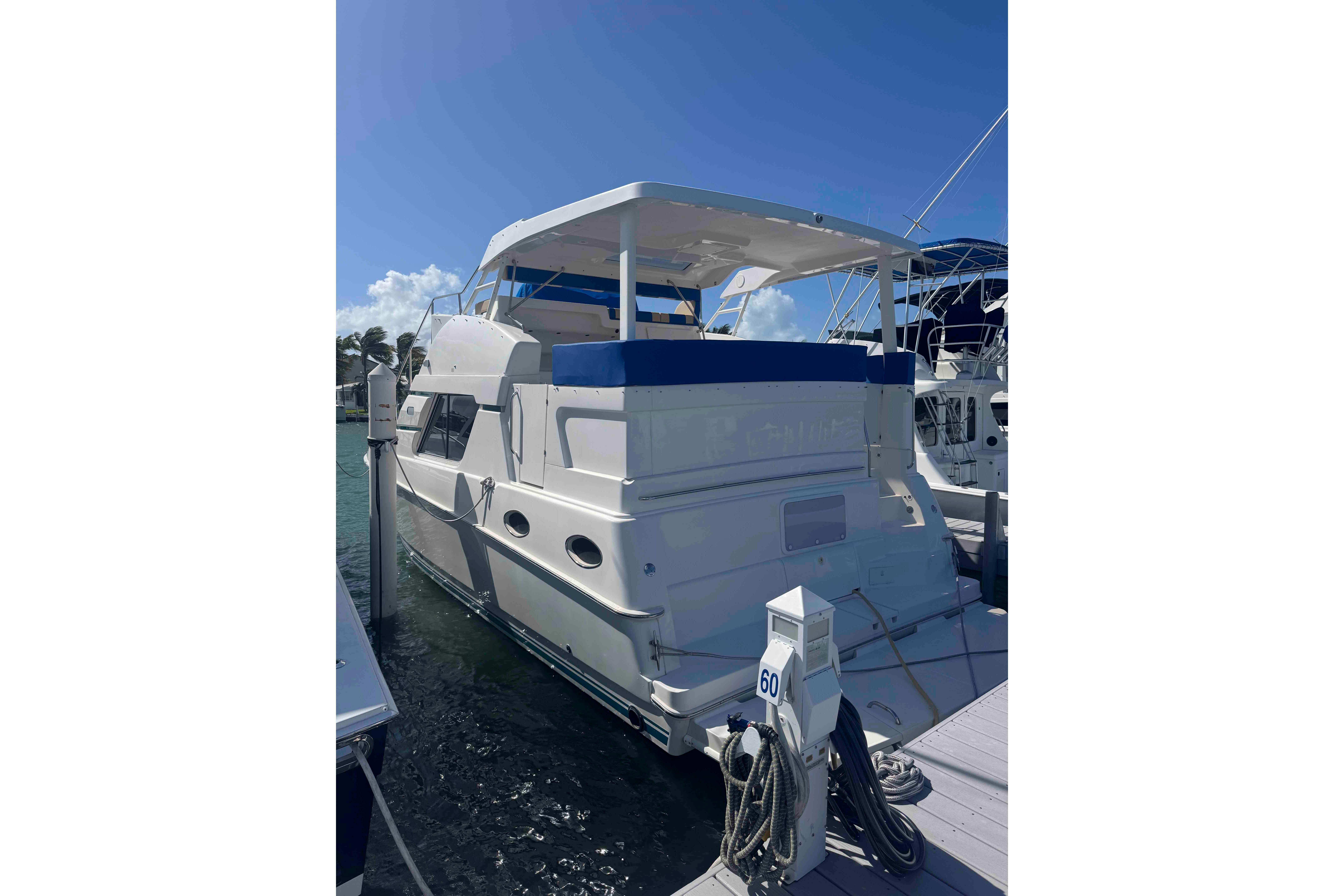 FL 10487 JT Knot 10 Yacht Sales FL 10487 JT Knot 10 Yacht Sales