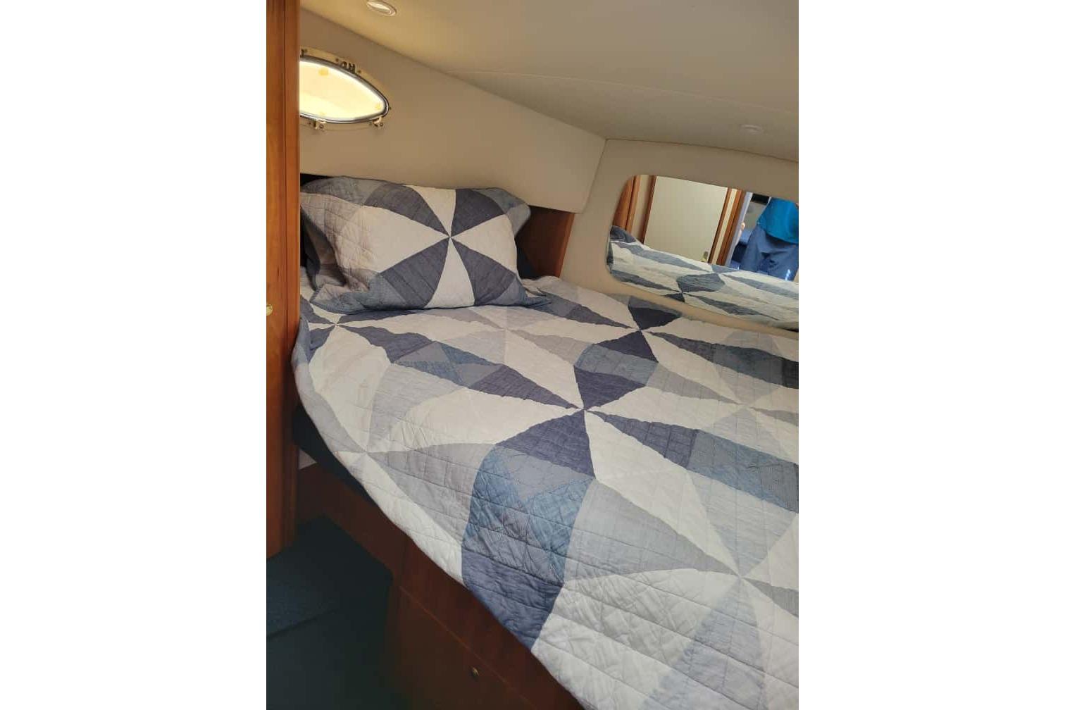 FL 10487 JT Knot 10 Yacht Sales FL 10487 JT Knot 10 Yacht Sales