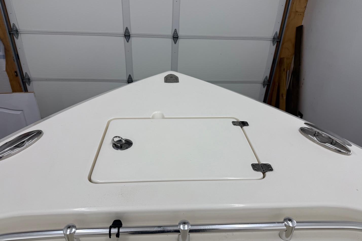 M 10521 JP Knot 10 Yacht Sales M 10521 JP Knot 10 Yacht Sales