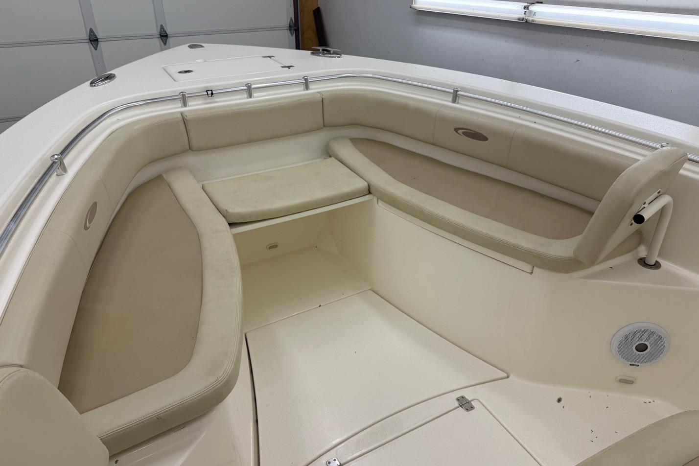 M 10521 JP Knot 10 Yacht Sales M 10521 JP Knot 10 Yacht Sales