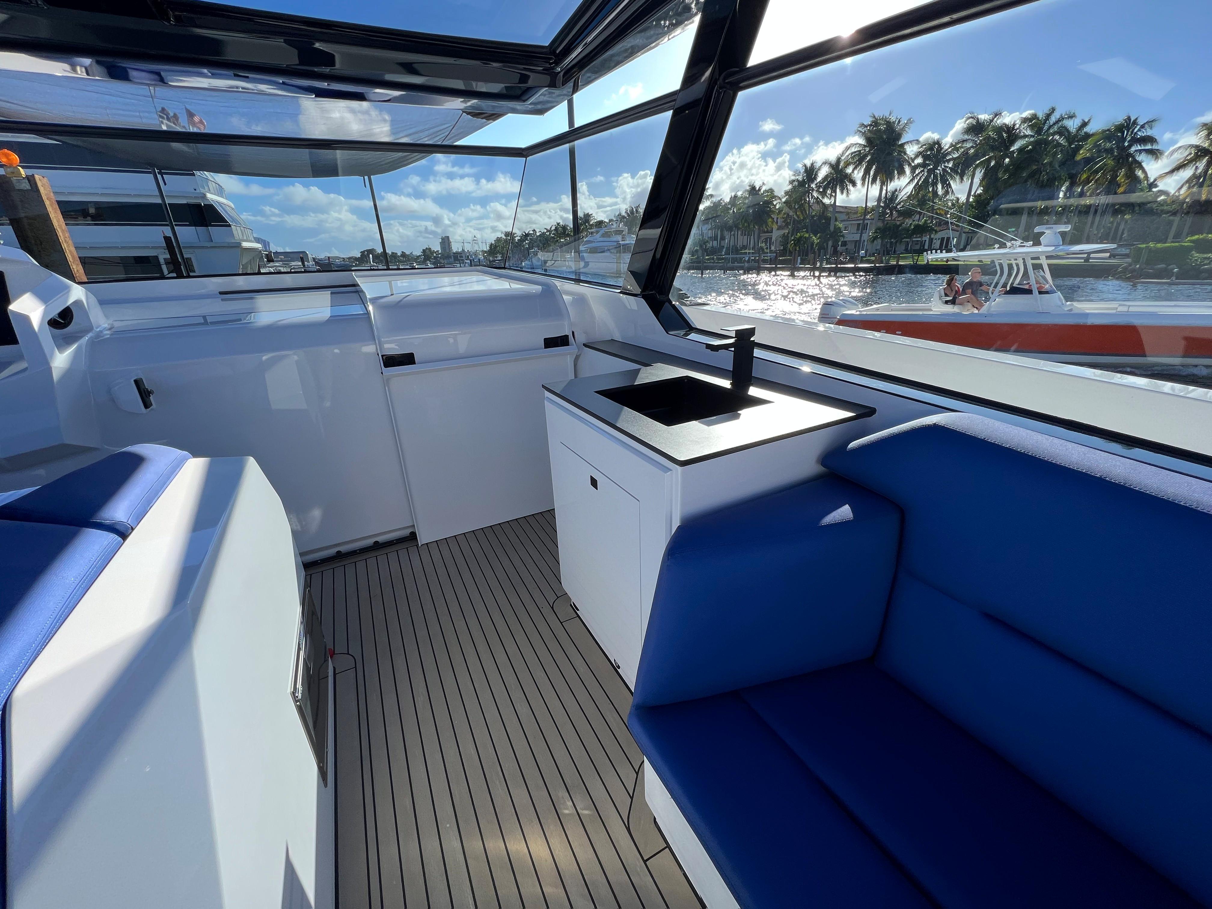 vq 58 yacht price