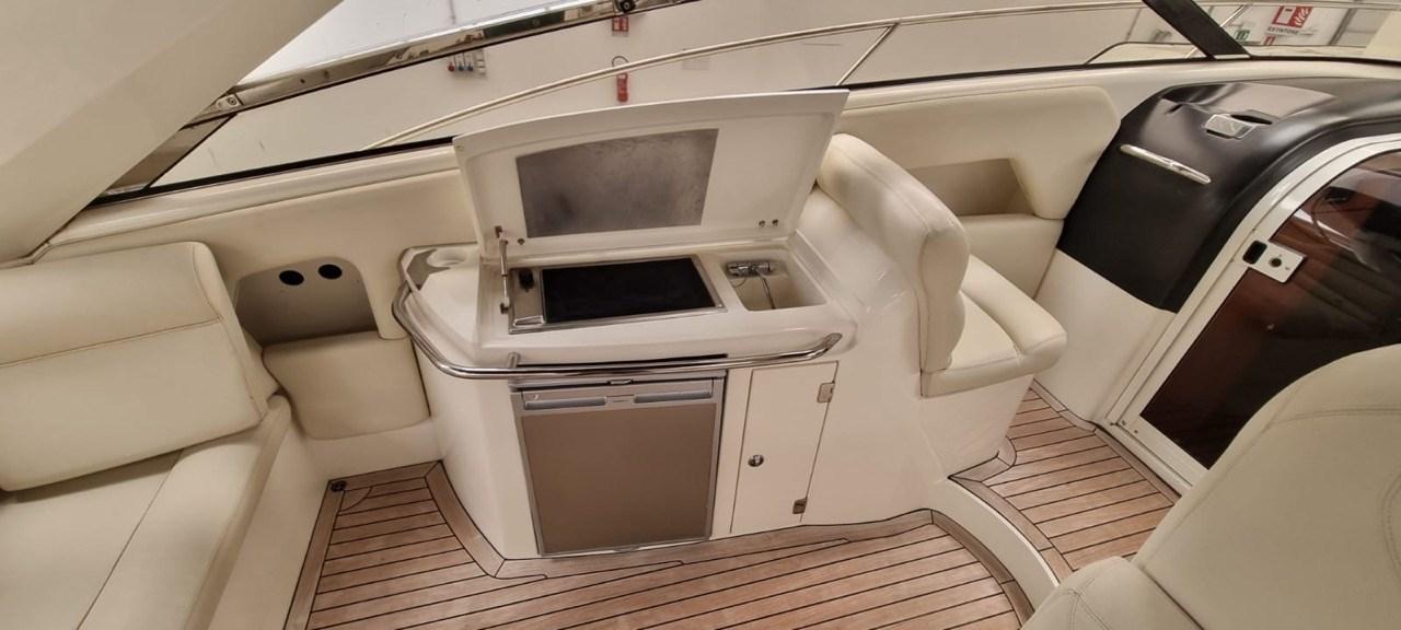 Yacht Photos Pics